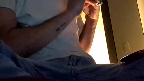 Snapshot of frenchymontreal chatting on 01-10-26, 11:34 frenchymontreal online show from 01-10-26, 11:34