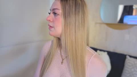 fresita_pink_ online show from 02-04-26, 02:12