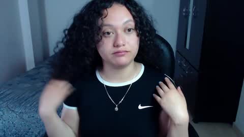 Snapshot of freud_x_louise1 chatting on 12-04-24, 05:38 Louise online show from 12-04-24, 05:38