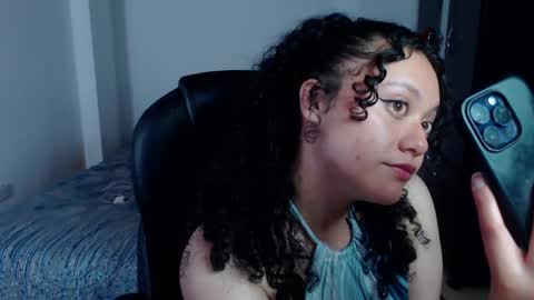 Snapshot of freud_x_louise1 chatting on 12-06-24, 05:20 Louise online show from 12-06-24, 05:20