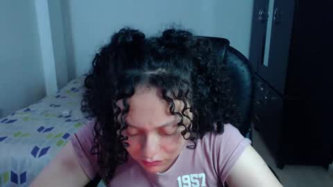 Snapshot of freud_x_louise1 chatting on 03-01-25, 05:42 Louise online show from 03-01-25, 05:42