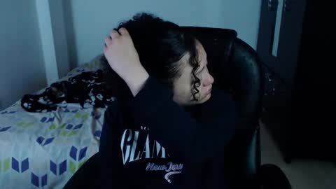 Snapshot of freud_x_louise1 chatting on 03-07-25, 10:56 Louise online show from 03-07-25, 10:56