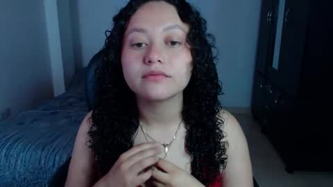 Snapshot of freud_x_louise1 chatting on 10-14-25, 01:12 Louise online show from 10-14-25, 01:12