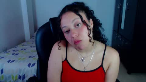 Snapshot of freud_x_louise1 chatting on 02-06-26, 11:35 Louise online show from 02-06-26, 11:35