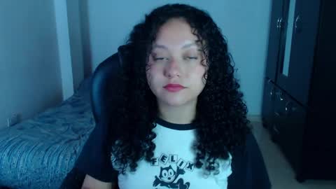 Snapshot of freud_x_louise1 chatting on 03-28-26, 10:37 Louise online show from 03-28-26, 10:37