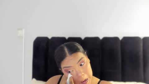 Snapshot of freya_blaze chatting on 02-19-26, 04:30 freya_blaze online show from 02-19-26, 04:30