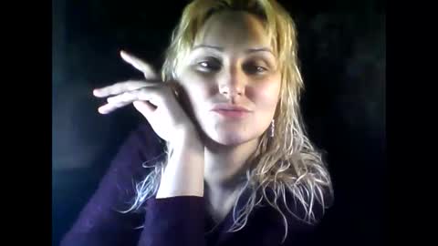 Snapshot of freya_millf chatting on 02-25-25, 09:35 Freya Millf online show from 02-25-25, 09:35
