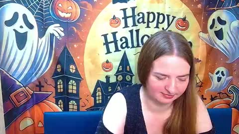 FreyaDak online show from 10-24-25, 05:20