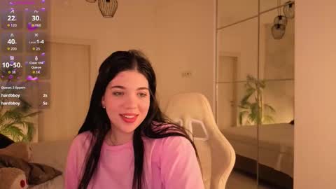 Snapshot of freyafond chatting on 03-05-26, 10:06 Mila online show from 03-05-26, 10:06