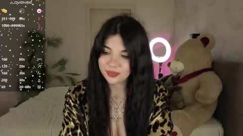 Snapshot of freyafond chatting on 03-14-26, 04:45 Mila online show from 03-14-26, 04:45