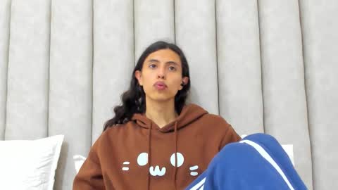 FreyaMoller  online show from 03-05-26, 06:48