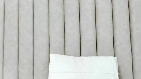 FreyaMoller  online show from 04-08-26, 07:25