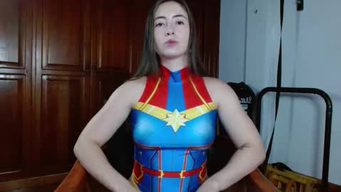 Snapshot of freyanatural chatting on 10-18-25, 10:32 freyanatural online show from 10-18-25, 10:32