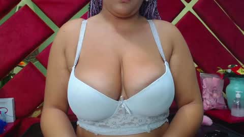 Snapshot of freyja_naugthy chatting on 02-05-25, 03:52 freyja_naugthy online show from 02-05-25, 03:52