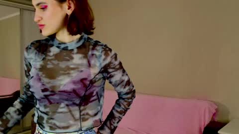 Frida online show from 01-18-25, 02:03