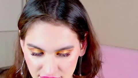 Frida online show from 01-20-25, 01:18