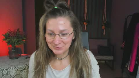 Frida Tander online show from 01-08-25, 09:10