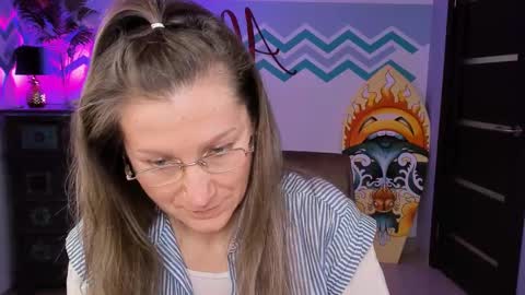 Frida Tander online show from 03-03-25, 09:11