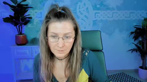 Frida Tander online show from 03-06-25, 07:10