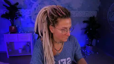 Frida Tander online show from 02-23-26, 09:17