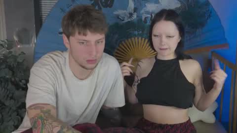 Snapshot of friend_zone_ chatting on 02-28-26, 06:42 friend_zone_ online show from 02-28-26, 06:42