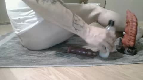 friendly_fun3 online show from 04-13-26, 07:25