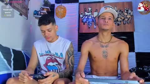 Adam y pitter online show from 11-21-25, 01:10