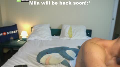 Snapshot of friendsurdreams chatting on 12-22-24, 05:53 friendsurdreams online show from 12-22-24, 05:53