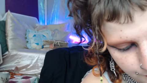 cherry online show from 09-09-25, 05:56