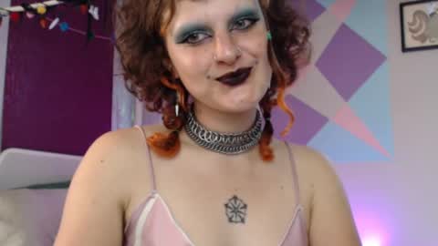 cherry online show from 10-04-25, 05:44