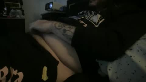 Snapshot of frnicola chatting on 11-02-25, 09:11 F. online show from 11-02-25, 09:11