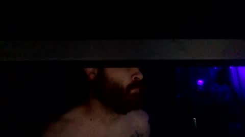 Snapshot of frog69man chatting on 10-15-25, 01:11 Watch me cum online show from 10-15-25, 01:11