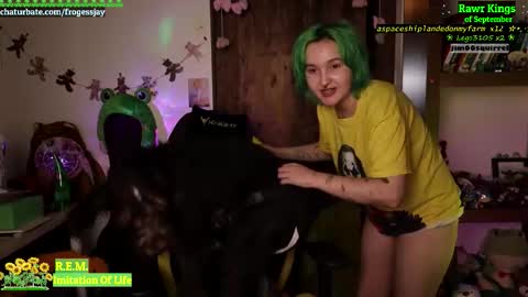   Jaywise Frogfoot  online show from 09-14-25, 02:00