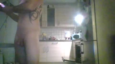 Snapshot of frohlertobias799 chatting on 03-16-26, 08:13 tobi88771 online show from 03-16-26, 08:13