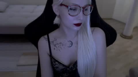 Lilith online show from 06-17-26, 02:51