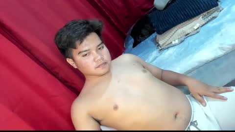 Snapshot of frostbite_69 chatting on 02-20-25, 04:14 GABBY online show from 02-20-25, 04:14