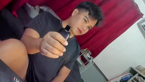 Snapshot of frostbite_69 chatting on 09-10-25, 08:14 GABBY online show from 09-10-25, 08:14