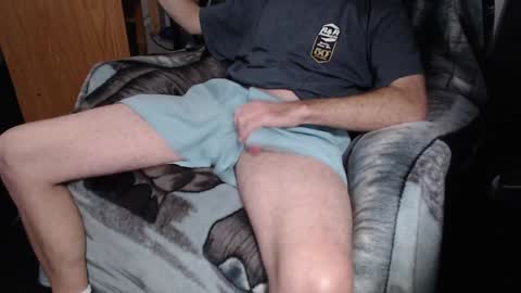 Snapshot of froy4989 chatting on 12-22-24, 05:42 Froy4989 online show from 12-22-24, 05:42