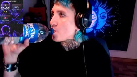          HEHIM  online show from 02-20-25, 05:44