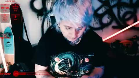 Snapshot of ftmblueyes chatting on 08-09-26, 03:23 HEHIM online show from 08-09-26, 03:23