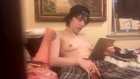 Snapshot of ftmjakeoff chatting on 10-27-25, 02:32 ftmjakeoff online show from 10-27-25, 02:32