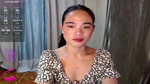 Snapshot of fuchsia_love chatting on 10-15-25, 08:53 HI IM RONA DONT FORGET GIVE ME THUMBS UP AND JOIN TO MY FANCLUB online show from 10-15-25, 08:53