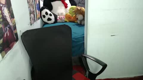 Mia and Gary  online show from 09-13-25, 03:17