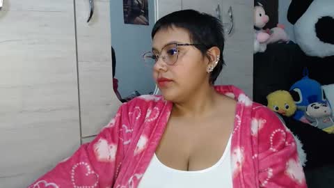 Mia and Gary  online show from 01-13-26, 03:56