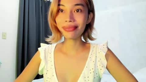Snapshot of fuckingsexy143 chatting on 06-17-26, 02:36 fuckingsexy143 online show from 06-17-26, 02:36