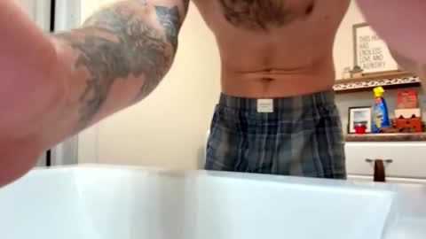 Snapshot of fuckleberries chatting on 10-24-25, 08:44 fuckleberries online show from 10-24-25, 08:44