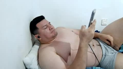 Snapshot of fuckynations chatting on 07-08-26, 12:26 Fuckdirtymen online show from 07-08-26, 12:26
