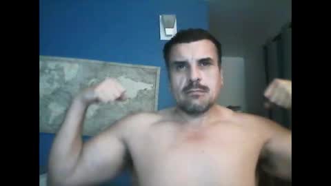 Snapshot of fuegolento22 chatting on 11-22-25, 02:43 fuego1ento22 online show from 11-22-25, 02:43