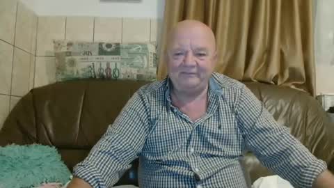 fullballs6 online show from 10-03-25, 01:57