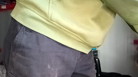 Italian men online show from 11-09-25, 07:50